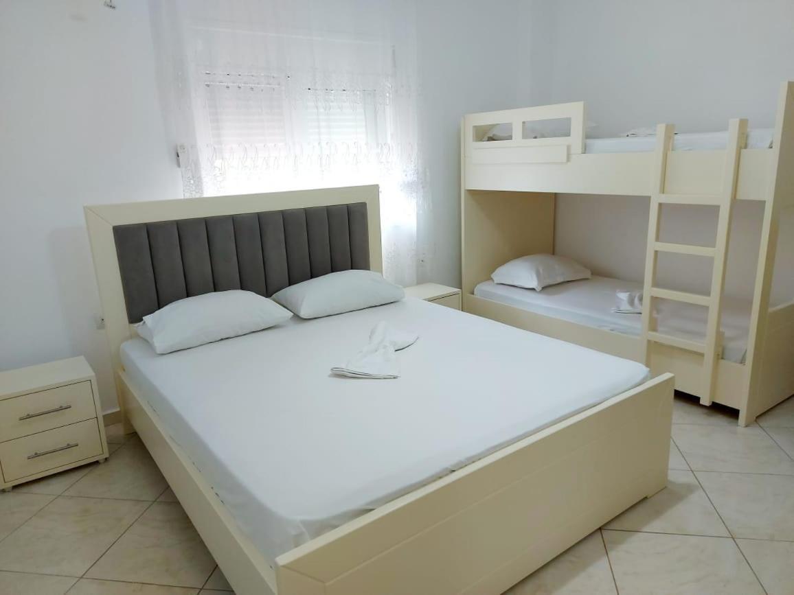 Vila Rexhaj Ksamil Buitenkant foto