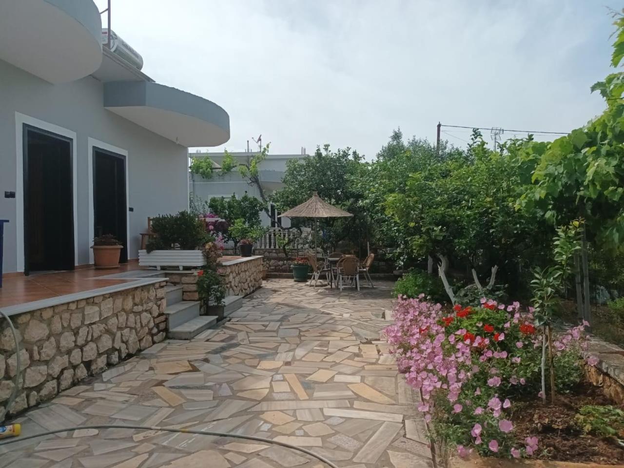 Vila Rexhaj Ksamil Buitenkant foto